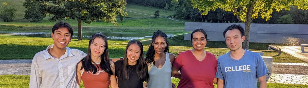Photo of the Thuronyi lab students in summer 2022