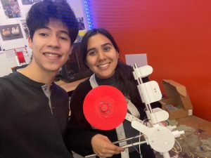 Assembling the Polyformer: Oscar Caino ‘27, a Swarthmore College student (left), and Camily Hidalgo Goncalves ‘26, a Williams College student (right).