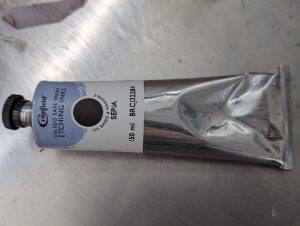 Ink resin used to age the 3D print.